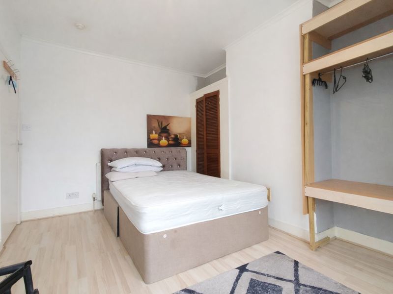 Photo 10- click for photo gallery